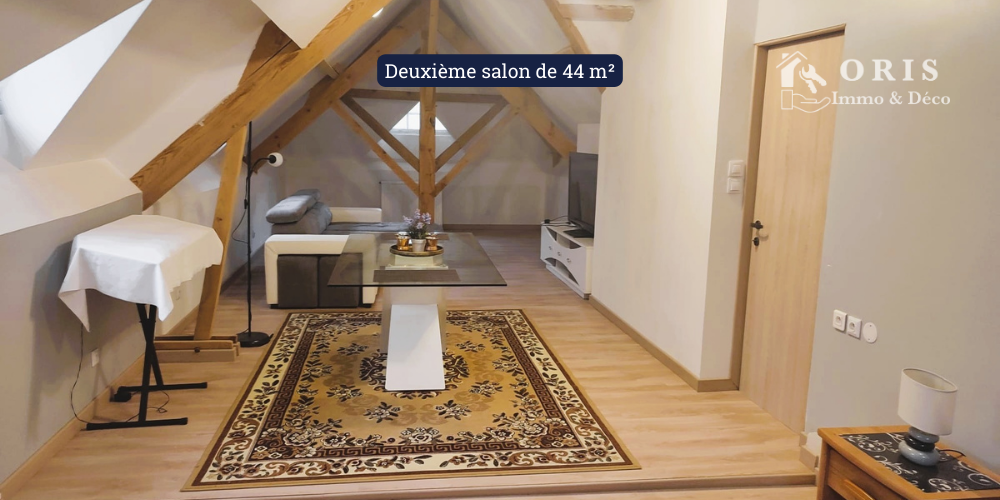 Deuxième salon de 44 m²